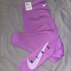 Nike midrise leggings!
